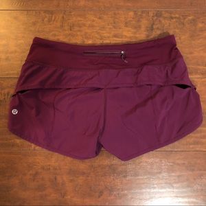 Lululemon plum/purple run speed short - size 6